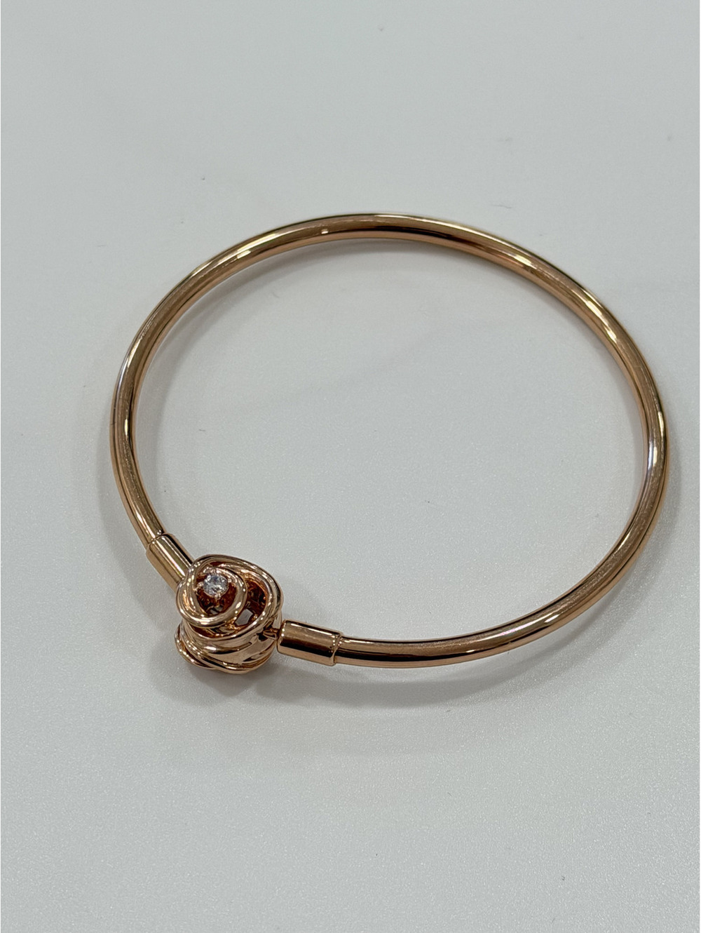 Authentic Pandora Moments Rose Gold Flower Encircled Clasp Bangle